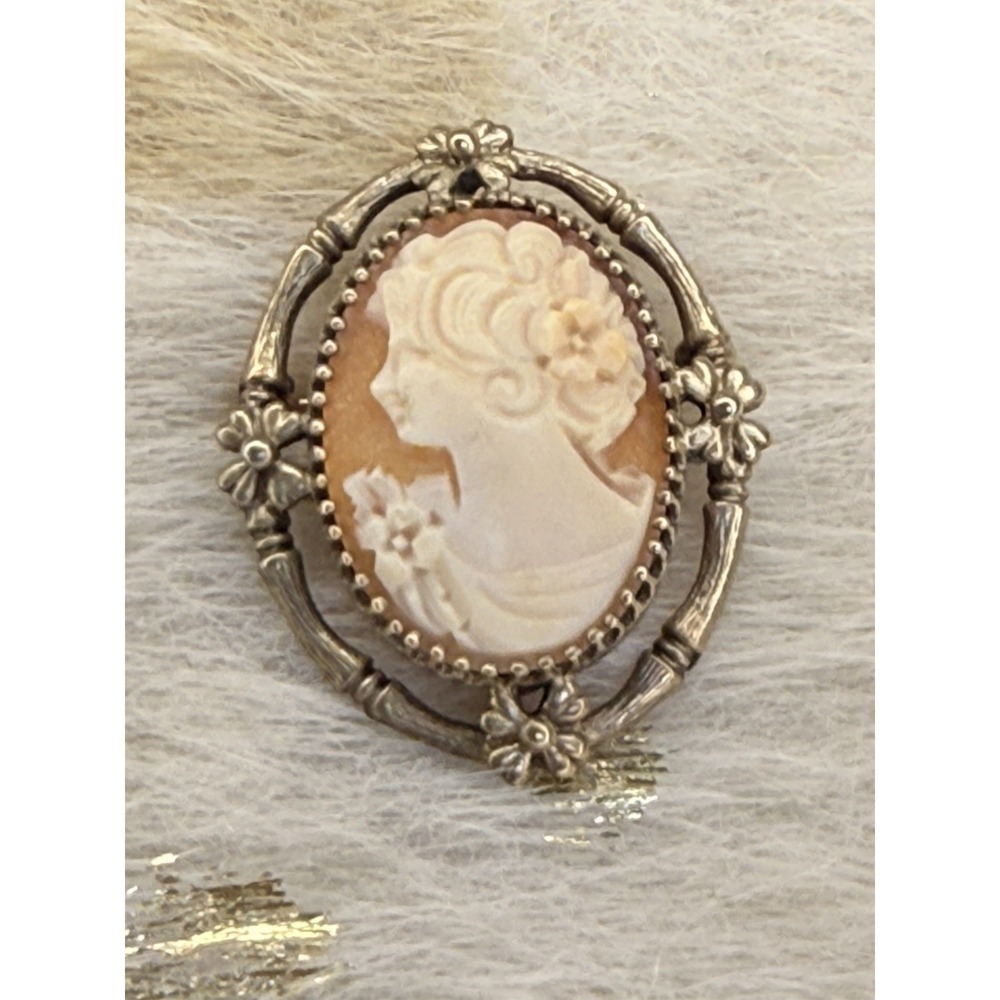 925 Sterling Silv Vintage Brooch or Pendant Gold Platd Carved Profile Lady Cameo